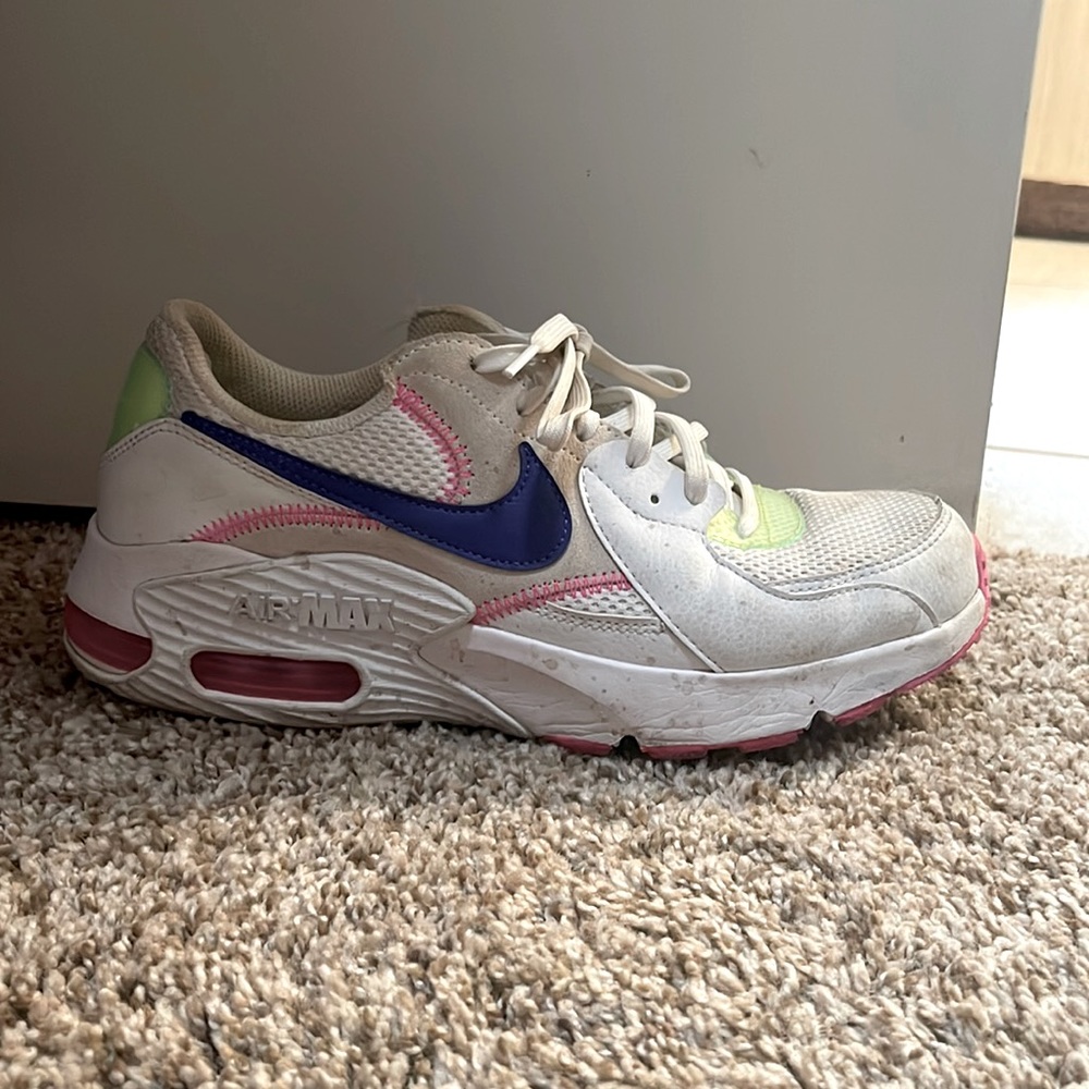 Mike neon air maxes